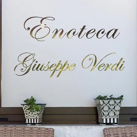 Boninsegna - Wine Enoteca Verdi - Guest house Castel d'Azzano