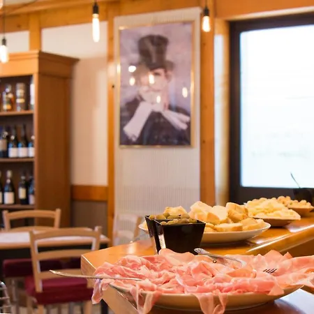 Boninsegna - Wine Enoteca Verdi - Guest house